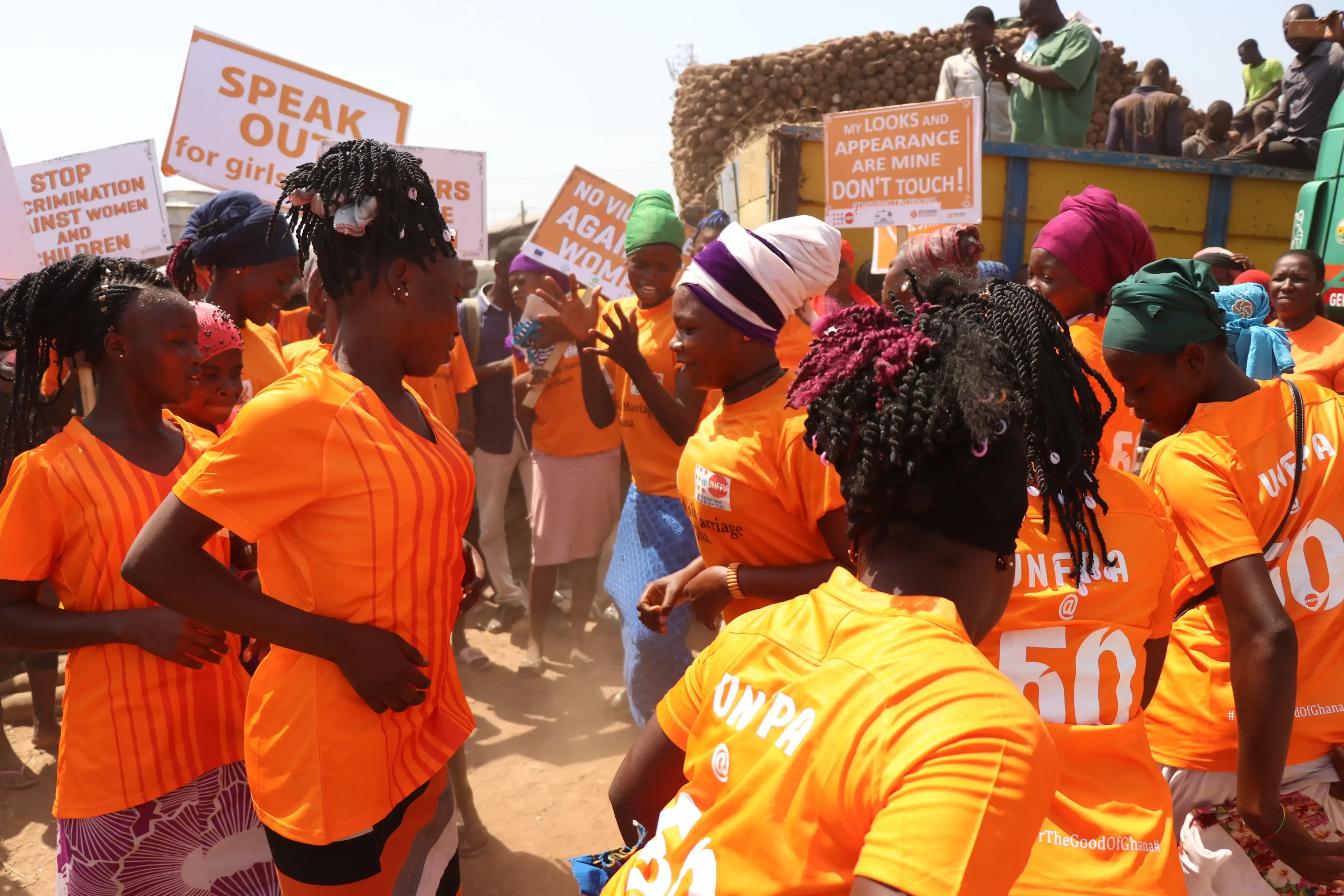 Flash Mop by Kayayei to create awareness on 16 Days of Activism against gender- based violence